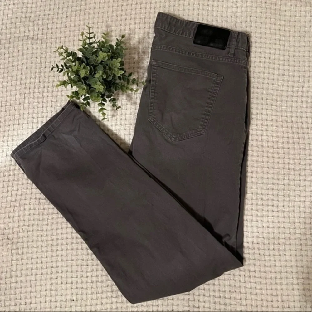 Michael Kors Size 34 x 32 Gray Slacks - Picture 1 of 5